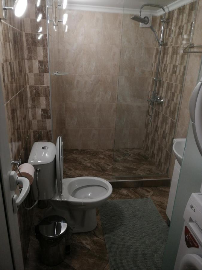 Дом Тодор И Тота Мутевски Troyan  Esterno foto