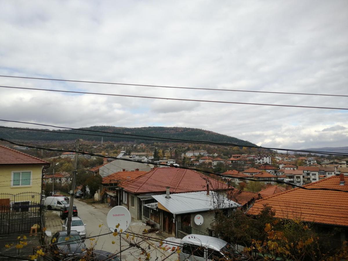 Дом Тодор И Тота Мутевски Troyan  Esterno foto