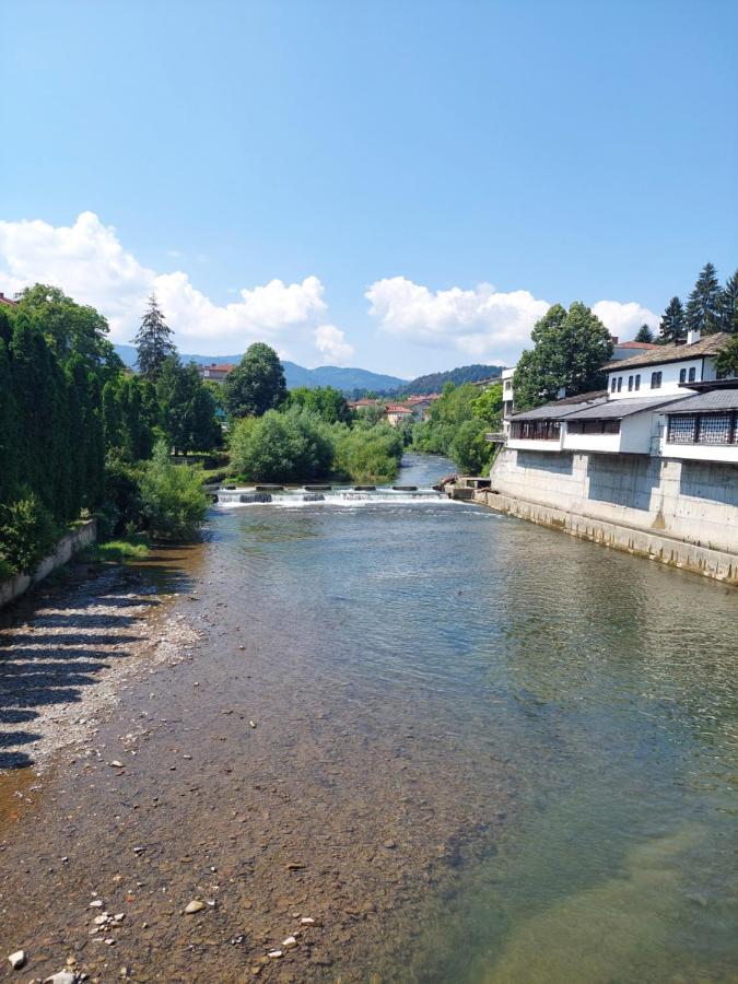 Дом Тодор И Тота Мутевски Troyan  Esterno foto